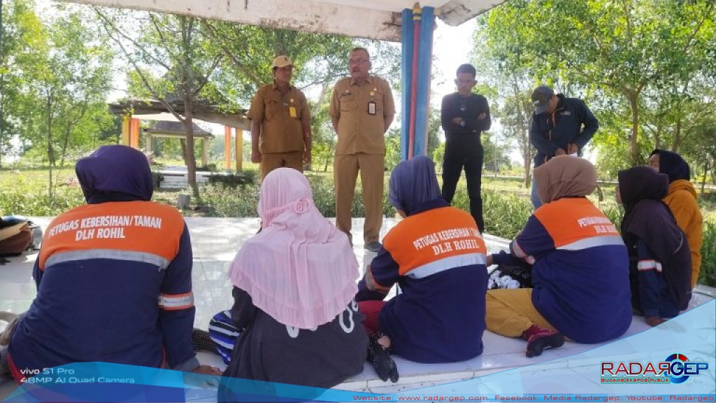 Tingkatkan Disiplin Bekerja dan Jaga Nama Baik Dinas